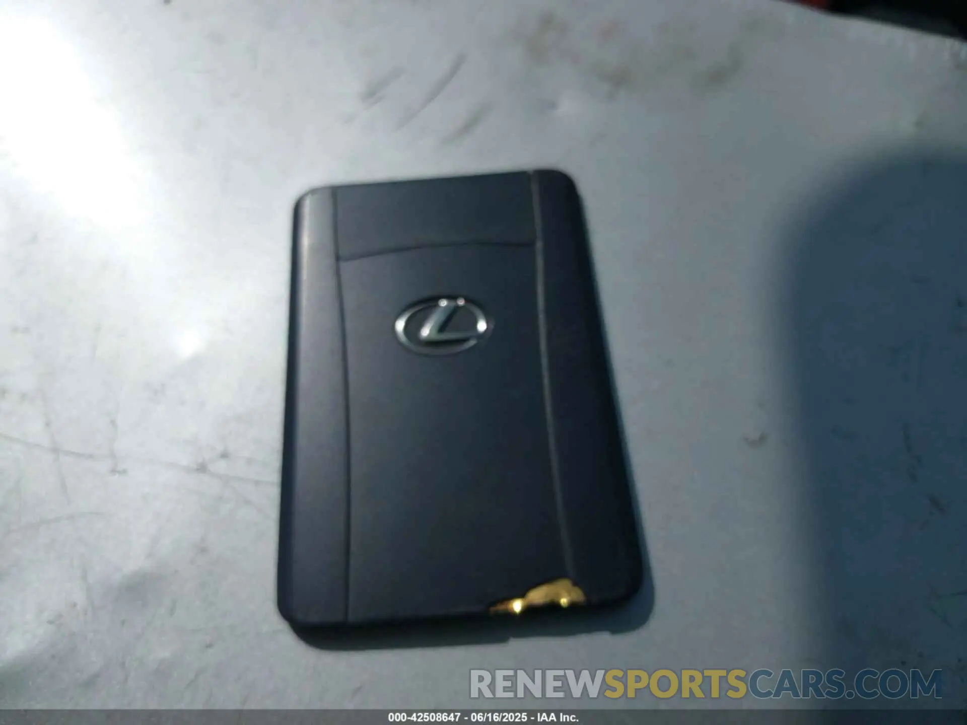 11 Photograph of a damaged car 58AJZ1B16PU154015 LEXUS ES 350 2023