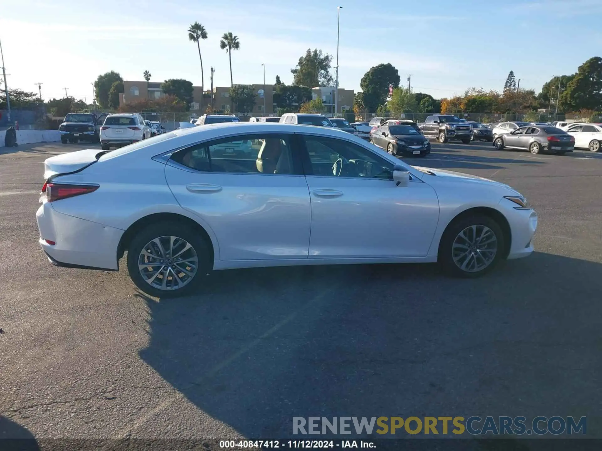 13 Photograph of a damaged car 58ACZ1B15RU161260 LEXUS ES 350 2024