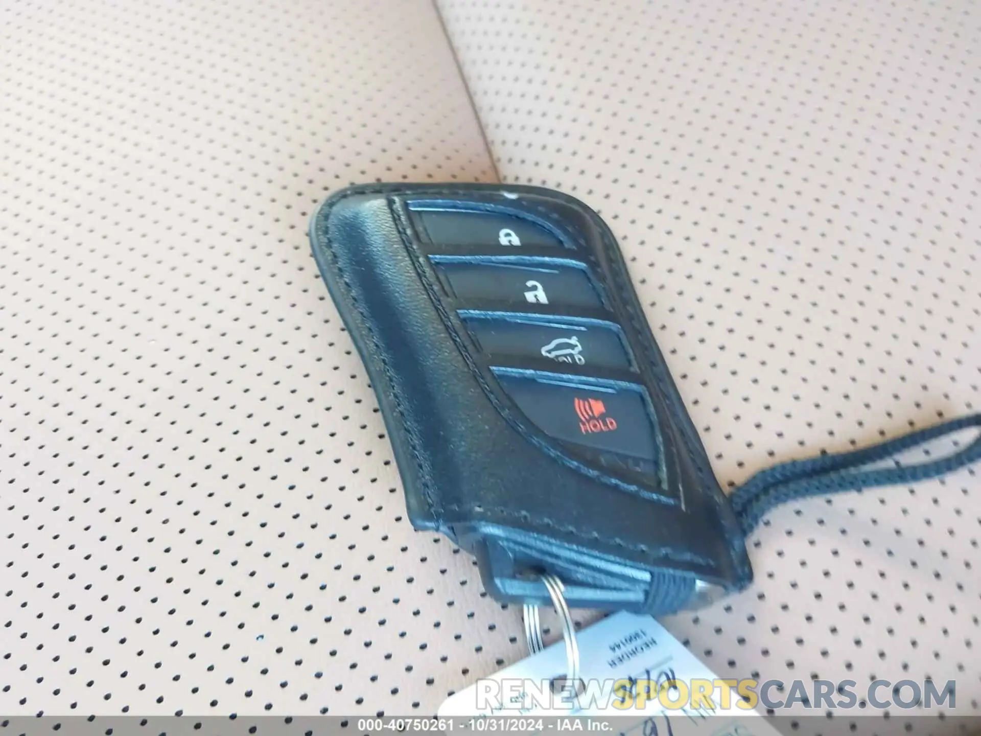 11 Photograph of a damaged car 58ADZ1B10RU169397 LEXUS ES 350 2024