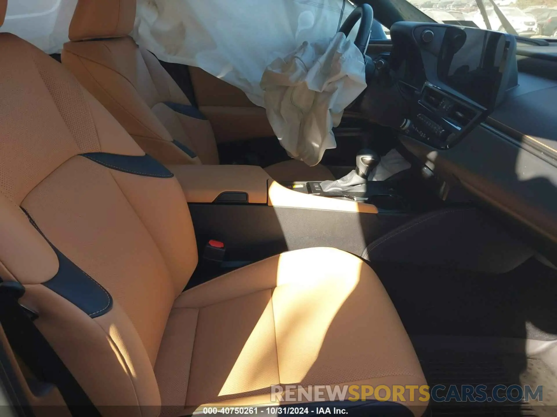 5 Photograph of a damaged car 58ADZ1B10RU169397 LEXUS ES 350 2024