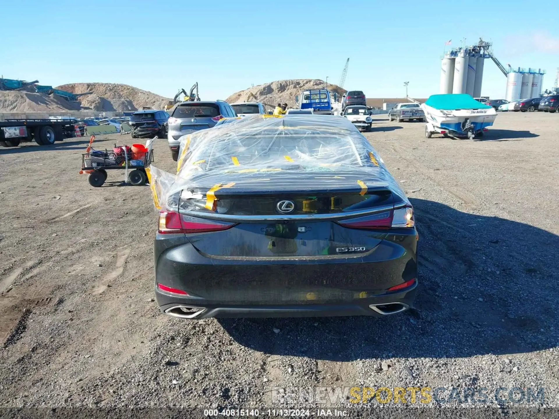 16 Photograph of a damaged car 58ADZ1B10RU172414 LEXUS ES 350 2024