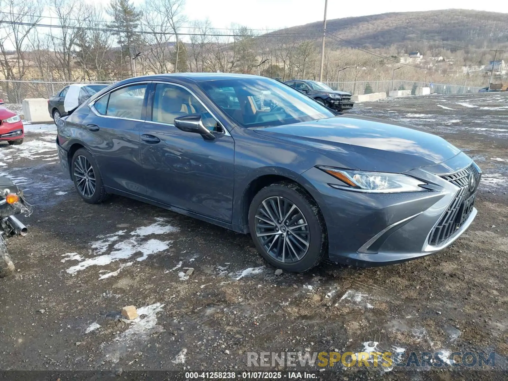 1 Photograph of a damaged car 58ADZ1B10RU178990 LEXUS ES 350 2024