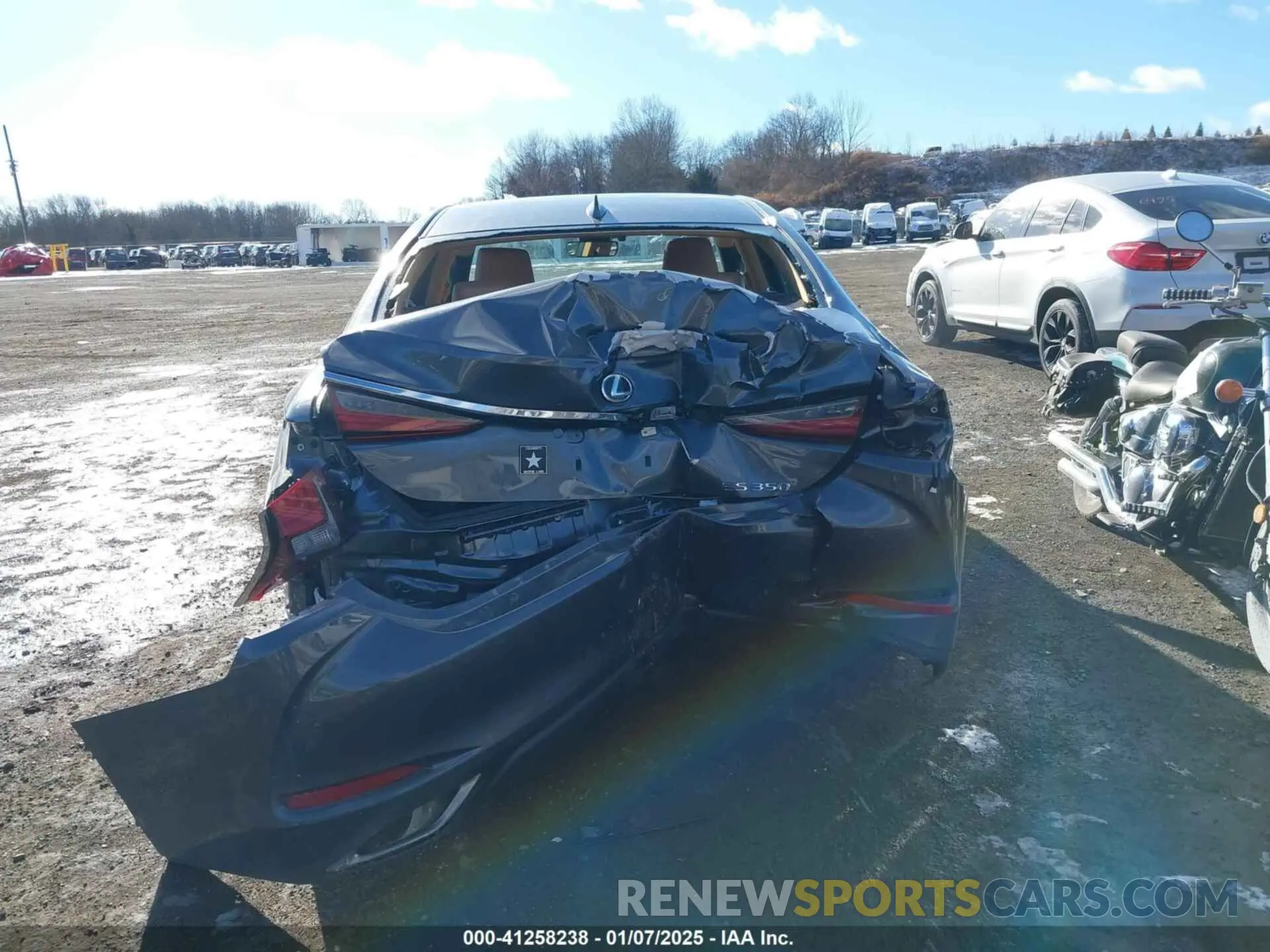 6 Photograph of a damaged car 58ADZ1B10RU178990 LEXUS ES 350 2024
