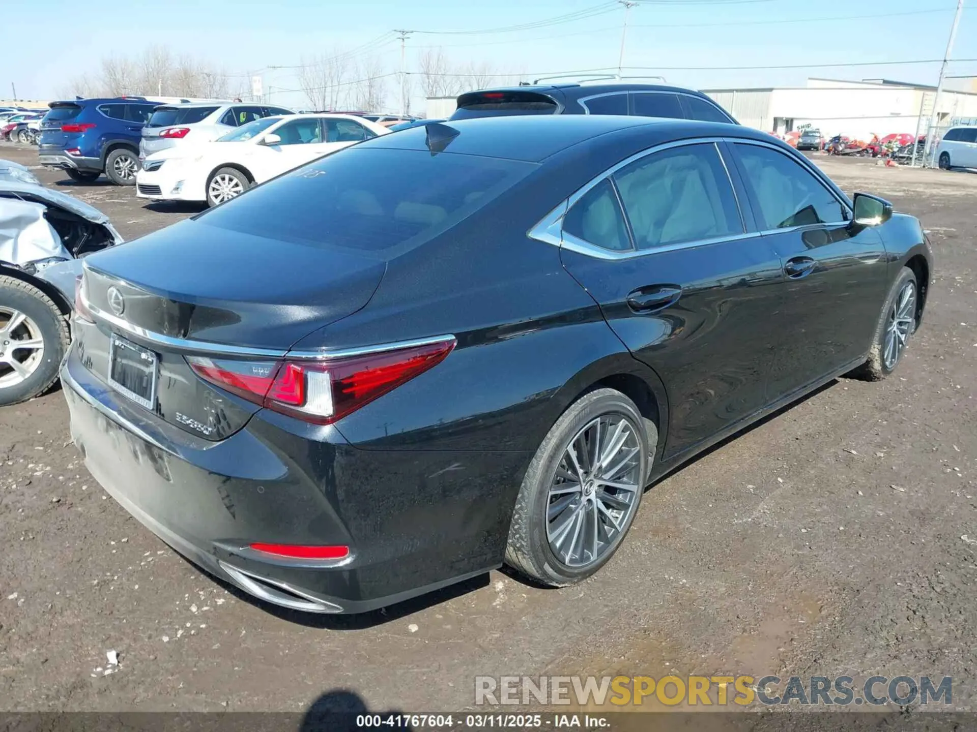 4 Photograph of a damaged car 58ADZ1B11RU182353 LEXUS ES 350 2024