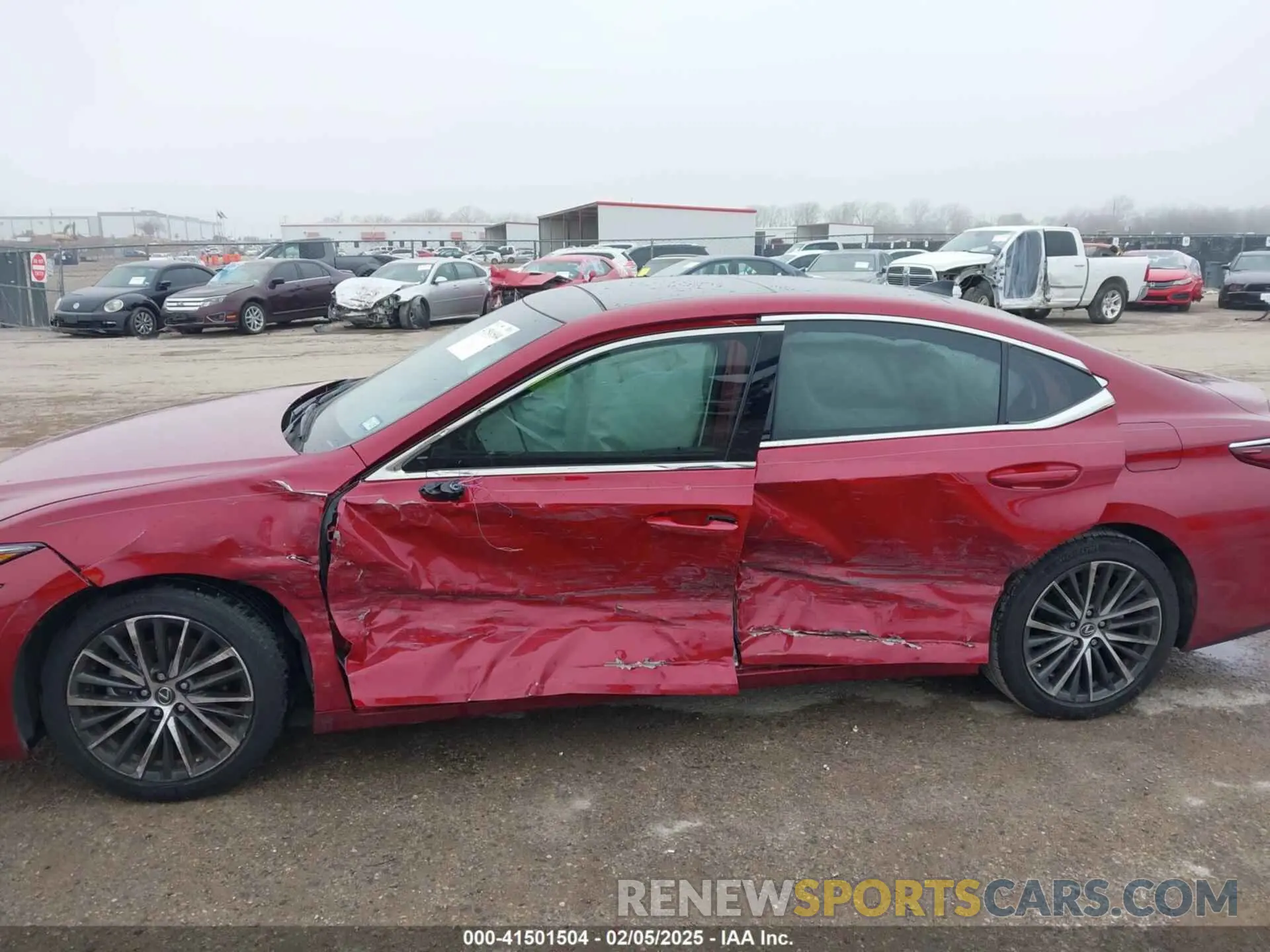 6 Photograph of a damaged car 58ADZ1B12RU163133 LEXUS ES 350 2024