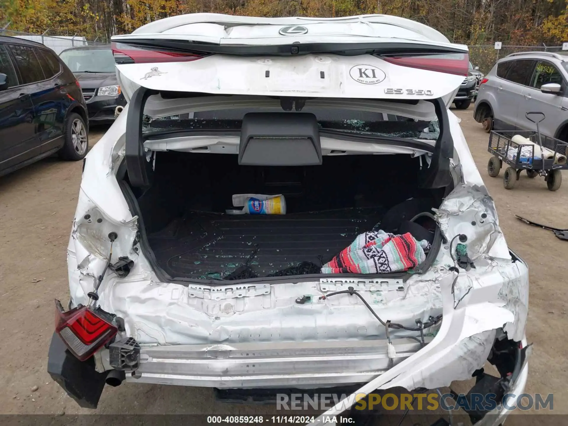 16 Photograph of a damaged car 58AFZ1B18RU161511 LEXUS ES 350 2024