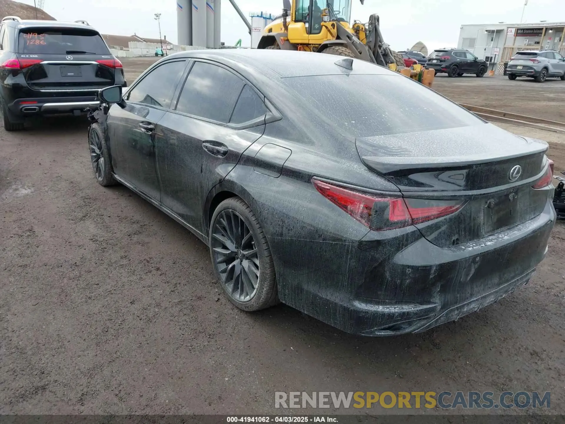 3 Photograph of a damaged car 58AJZ1B17RU177113 LEXUS ES 350 2024
