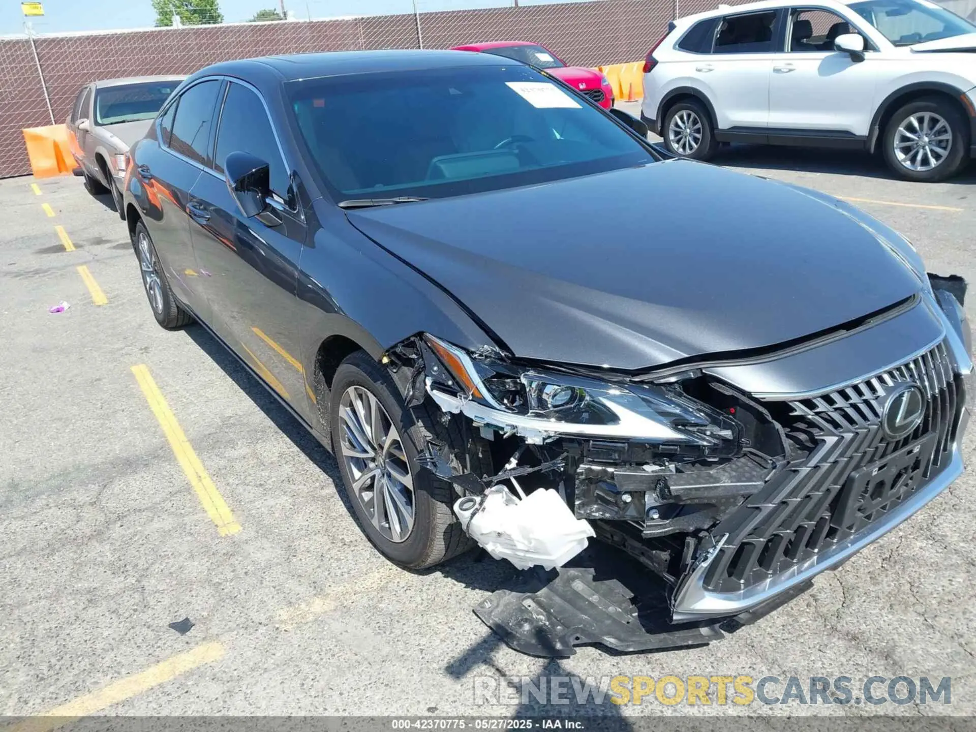 1 Photograph of a damaged car 58ACZ1B10SU191871 LEXUS ES 350 2025