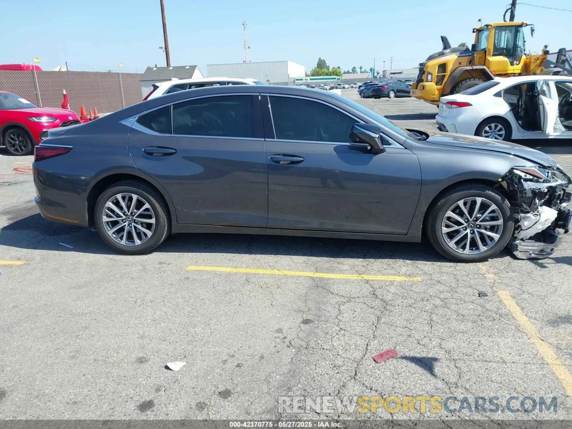 13 Photograph of a damaged car 58ACZ1B10SU191871 LEXUS ES 350 2025