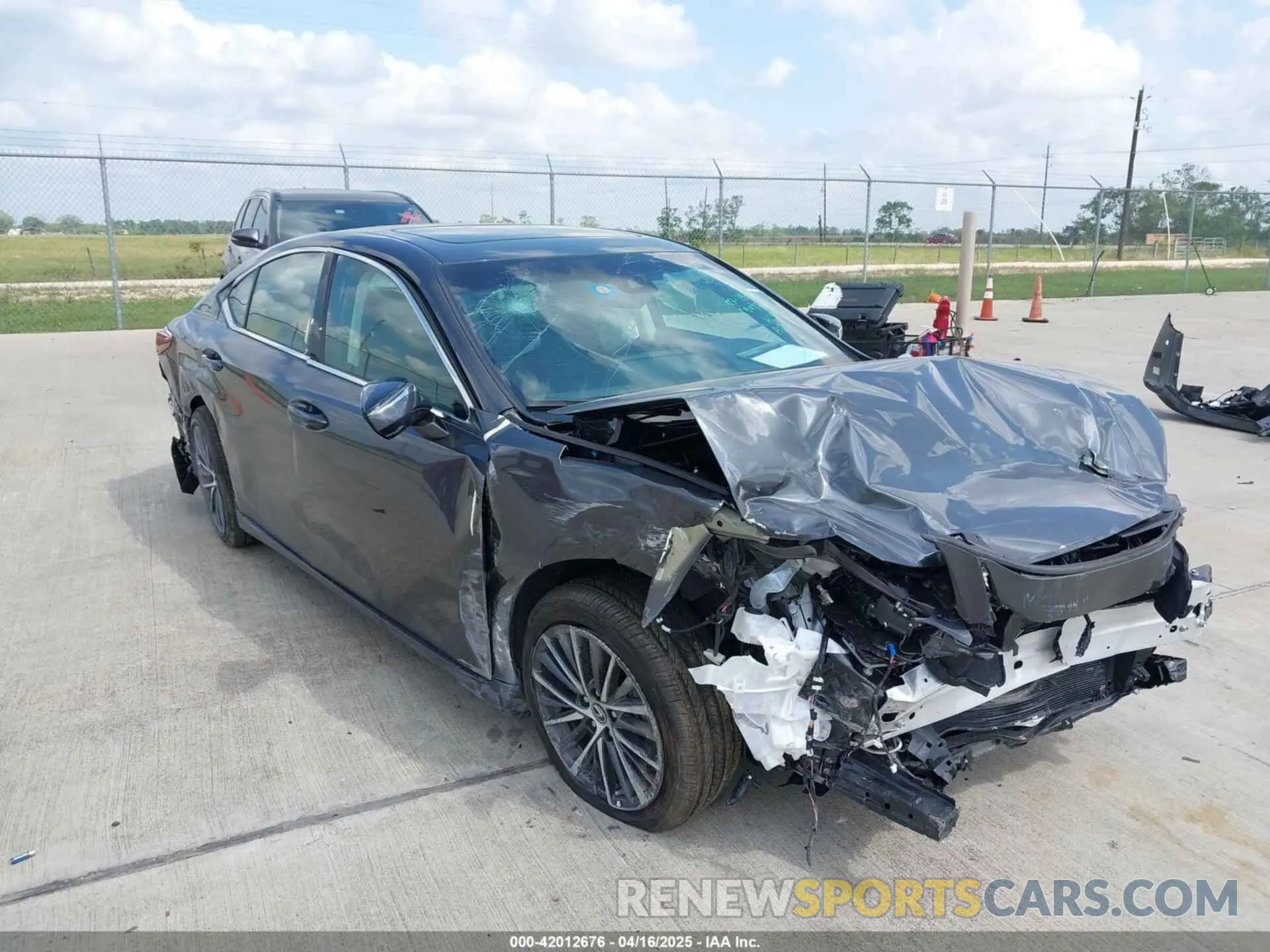 1 Photograph of a damaged car 58ADZ1B11SU196100 LEXUS ES 350 2025