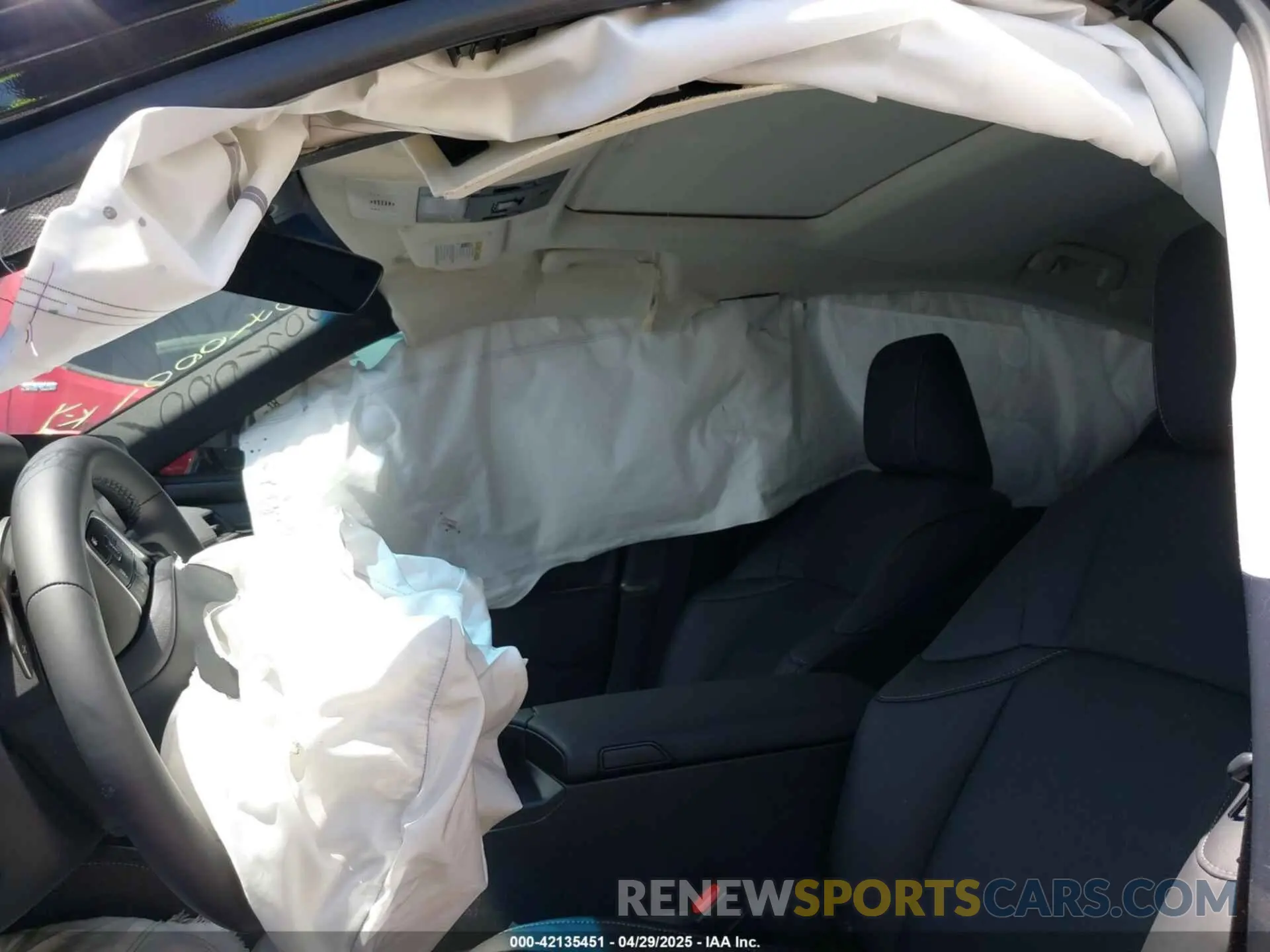 19 Photograph of a damaged car 58ADZ1B11SU197487 LEXUS ES 350 2025