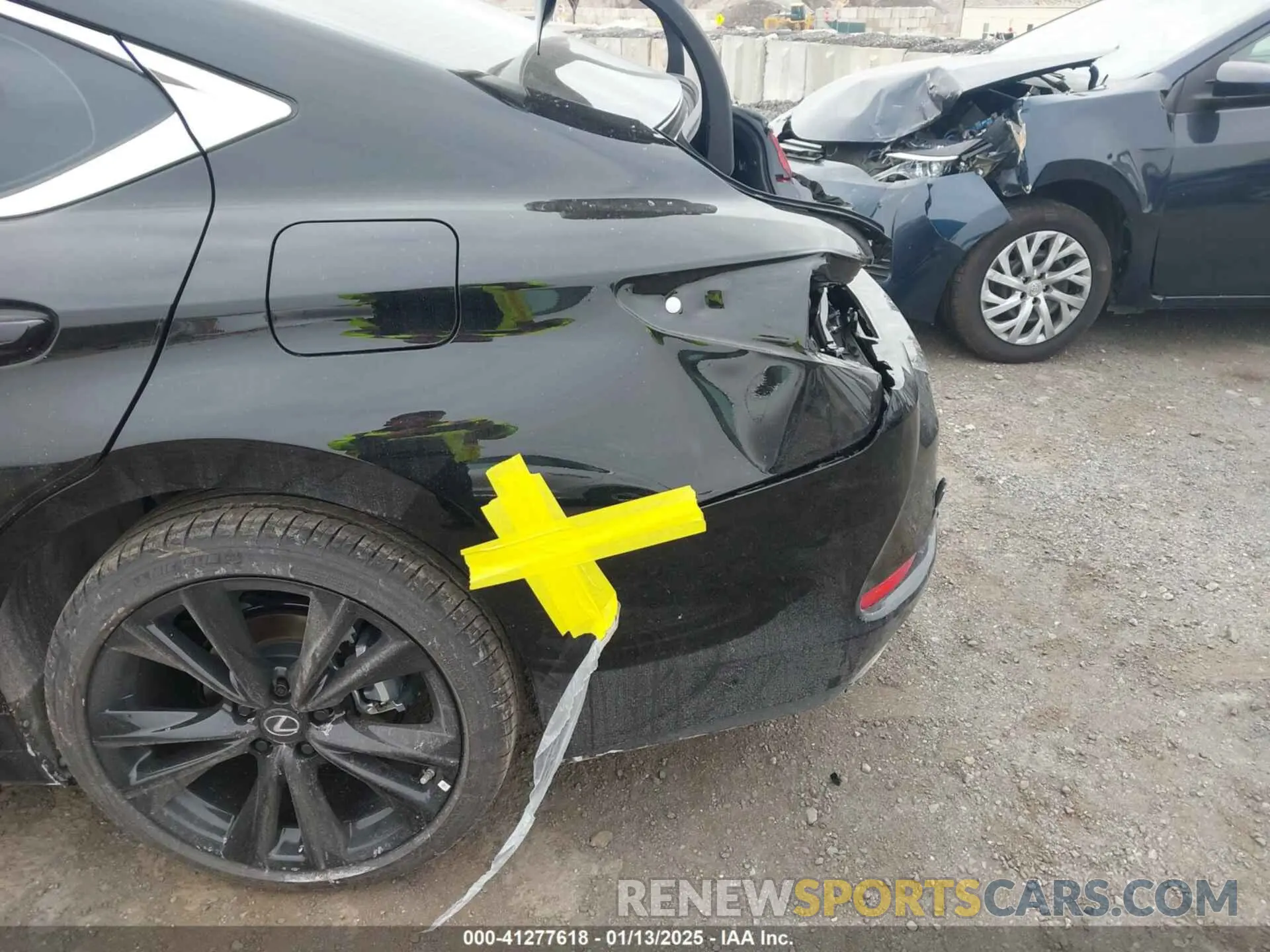 19 Photograph of a damaged car 58AJZ1B10SU193062 LEXUS ES 350 2025