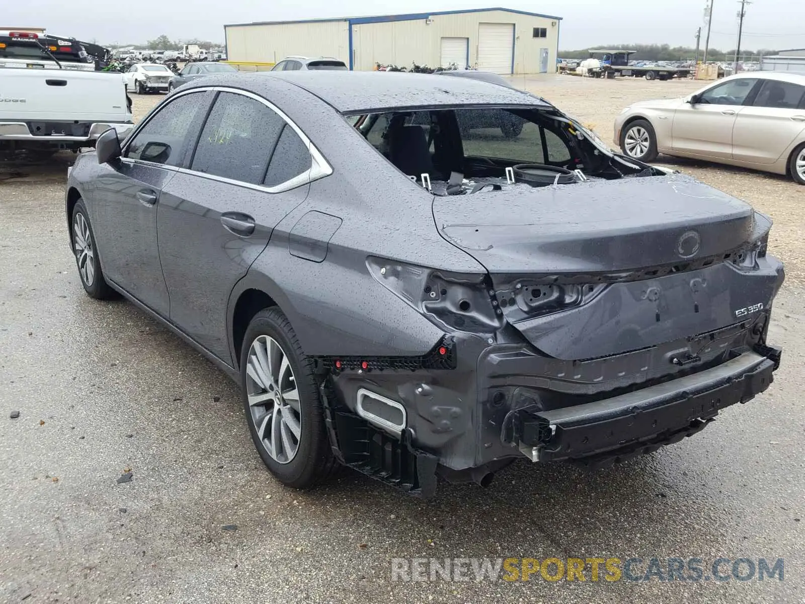3 Photograph of a damaged car 58ACZ1B16LU056041 LEXUS ES 350 BAS 2020