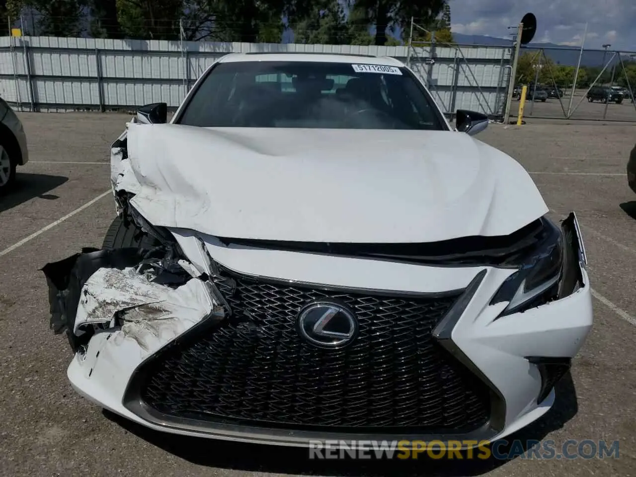 5 Photograph of a damaged car 58AGZ1B10LU079493 LEXUS ES 350 F S 2020