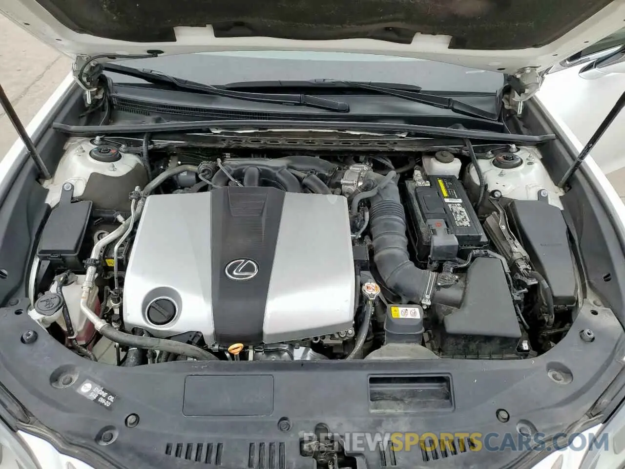 11 Photograph of a damaged car 58AGZ1B15LU055934 LEXUS ES 350 F S 2020