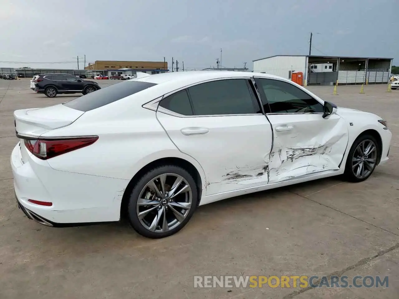 3 Photograph of a damaged car 58AGZ1B15LU055934 LEXUS ES 350 F S 2020