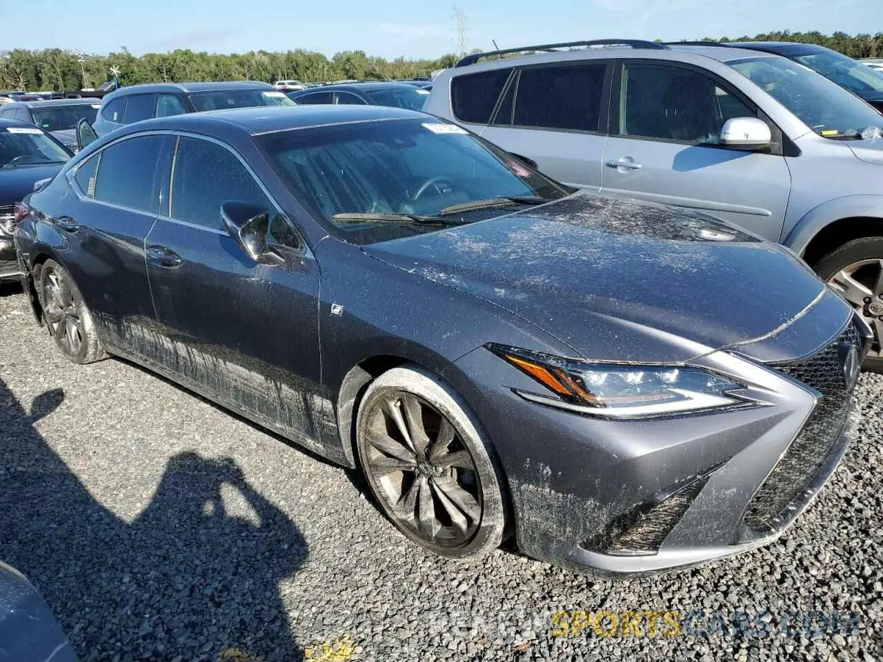 4 Photograph of a damaged car 58AGZ1B16LU066845 LEXUS ES 350 F S 2020