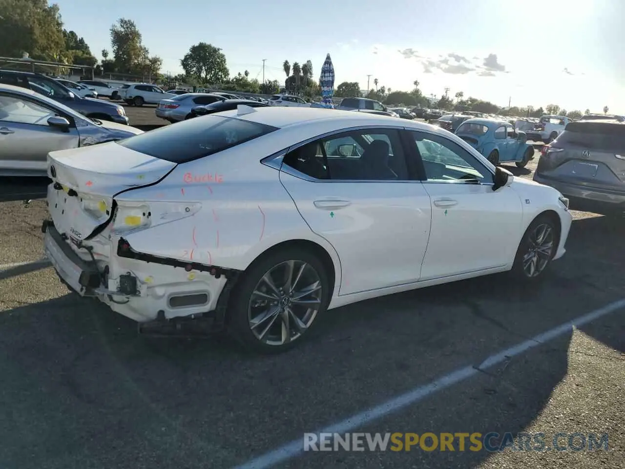 3 Photograph of a damaged car 58AGZ1B18LU060190 LEXUS ES 350 F S 2020