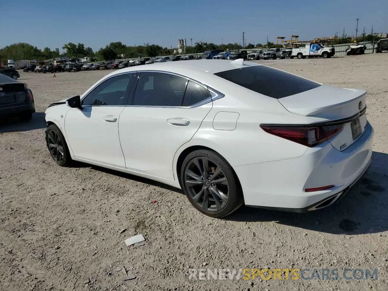 2 Photograph of a damaged car 58AGZ1B1XLU064046 LEXUS ES 350 F S 2020
