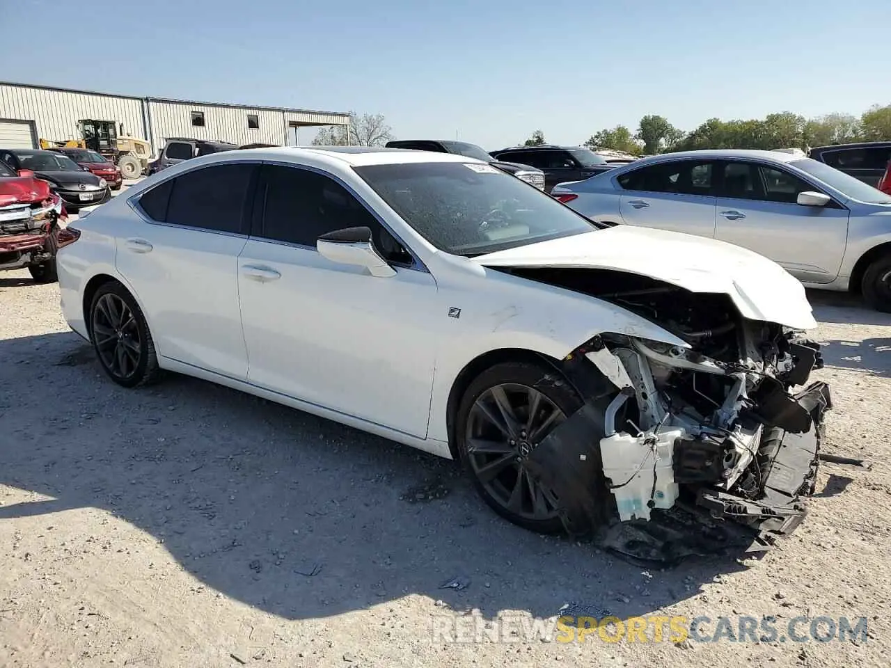 4 Photograph of a damaged car 58AGZ1B1XLU064046 LEXUS ES 350 F S 2020