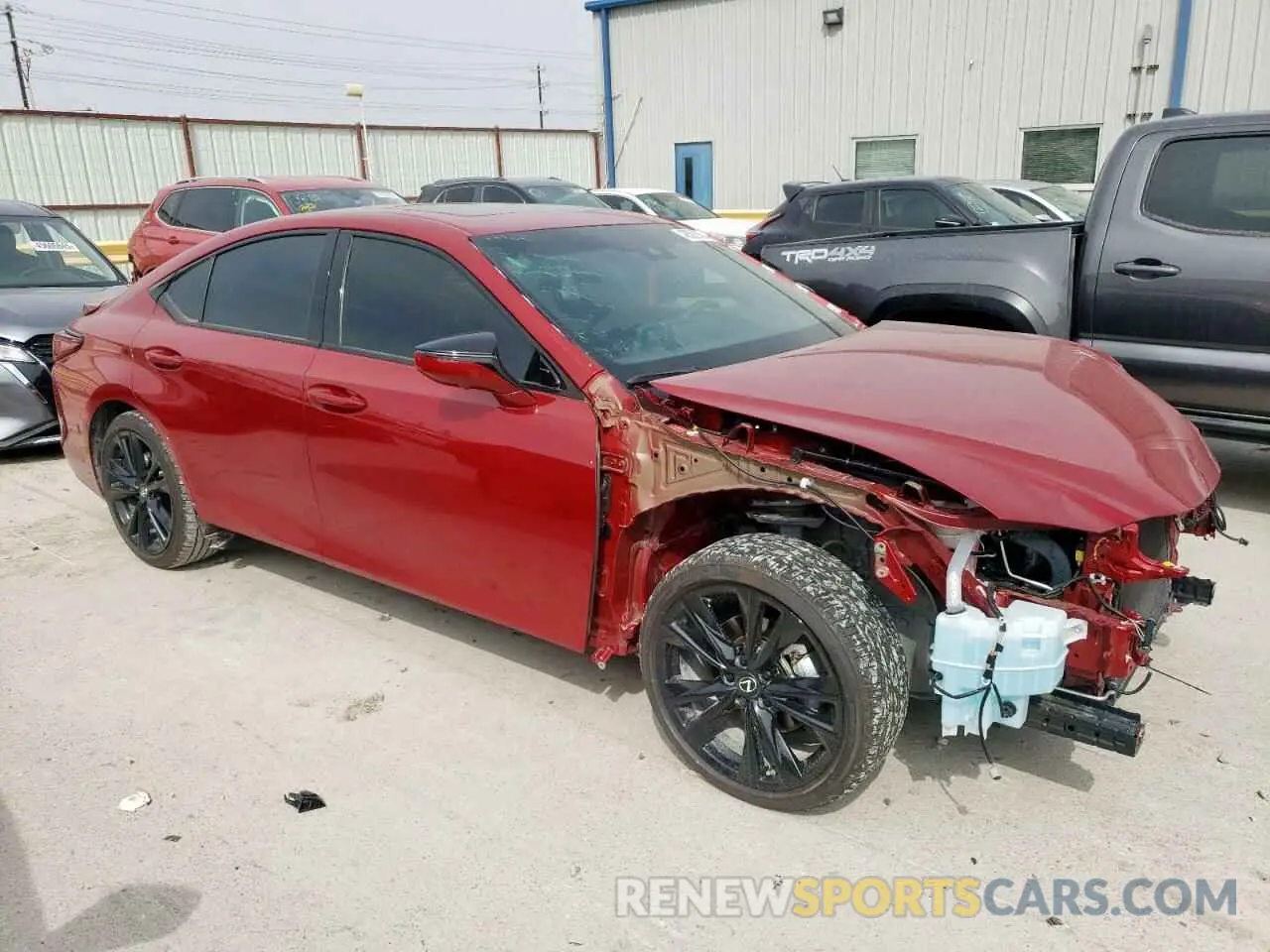 4 Photograph of a damaged car 58AJZ1B15RU170631 LEXUS ES 350 F S 2024