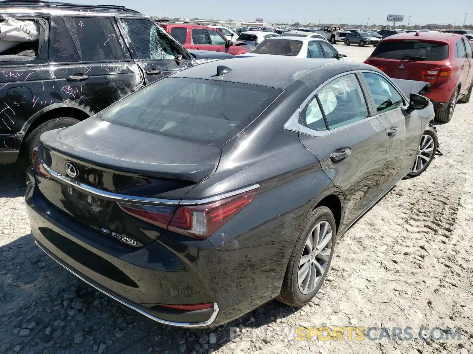 4 Photograph of a damaged car 58AD11D12MU003282 LEXUS ES250 2021