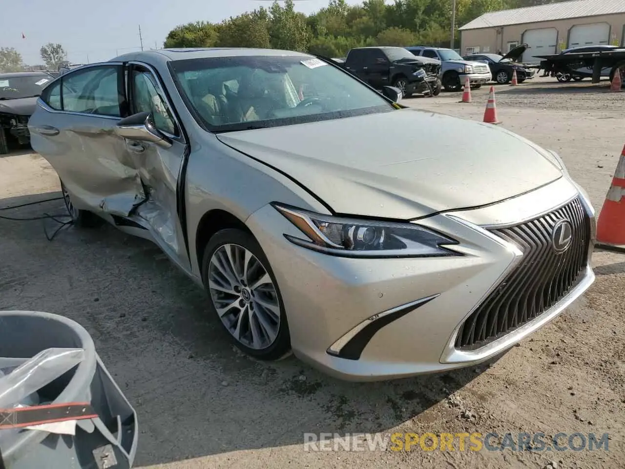 4 Photograph of a damaged car 58AD11D12MU003377 LEXUS ES250 2021