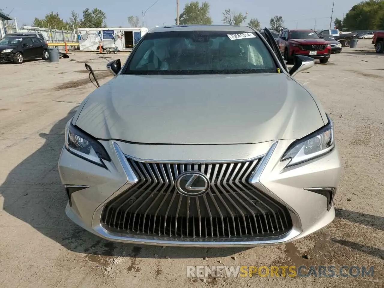 5 Photograph of a damaged car 58AD11D12MU003377 LEXUS ES250 2021