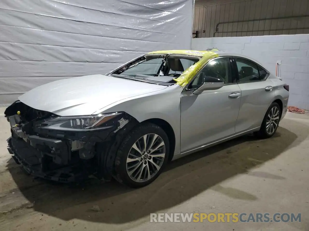 1 Photograph of a damaged car 58AD11D13MU005655 LEXUS ES250 2021