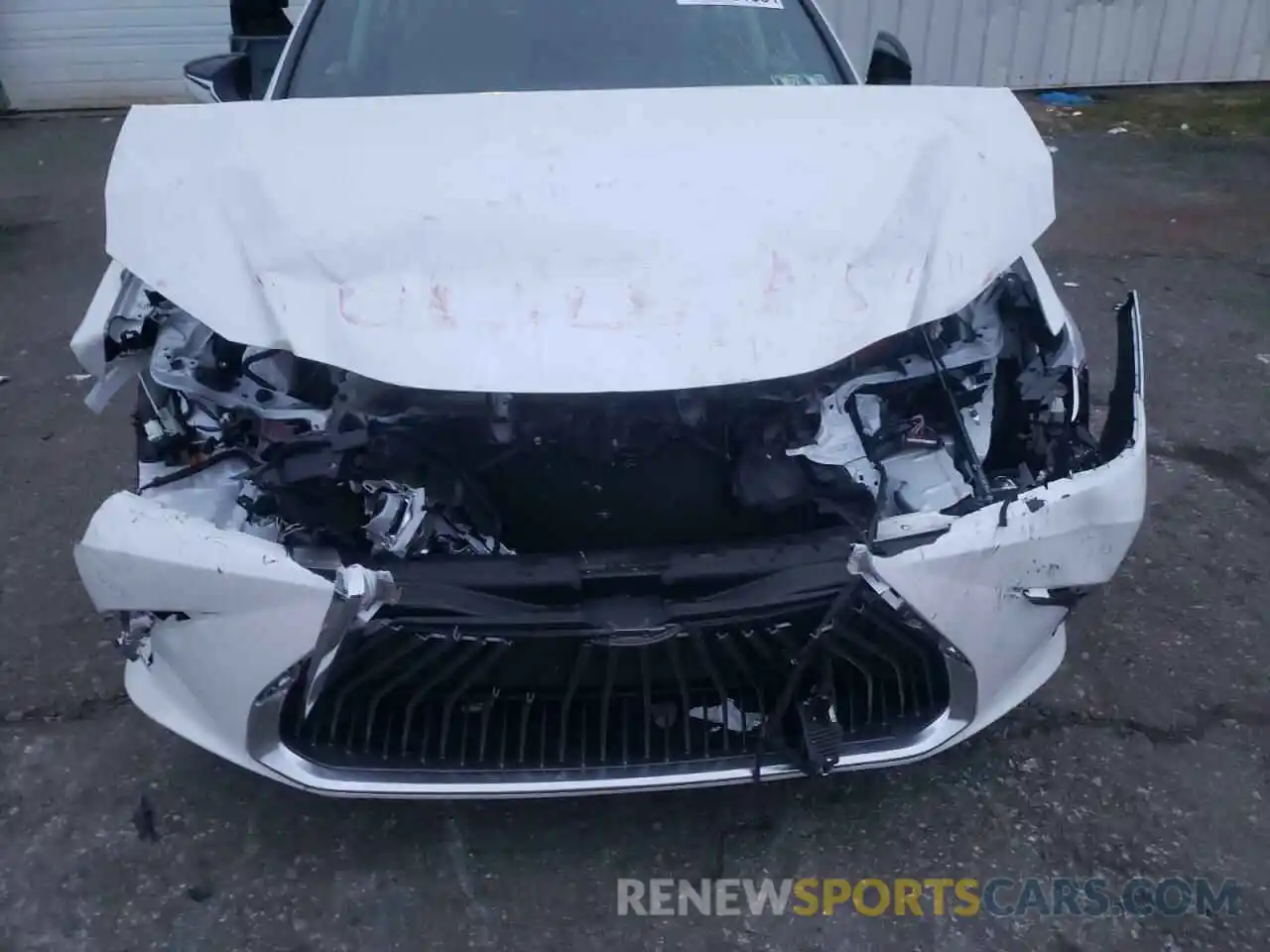 9 Photograph of a damaged car 58AD11D13MU007132 LEXUS ES250 2021