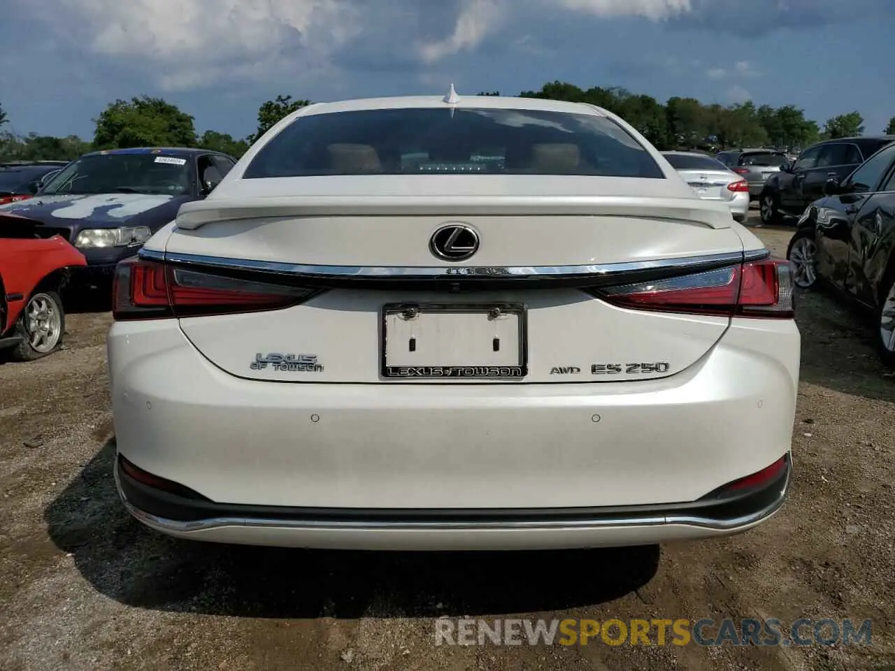 6 Photograph of a damaged car 58AD11D17MU006680 LEXUS ES250 2021