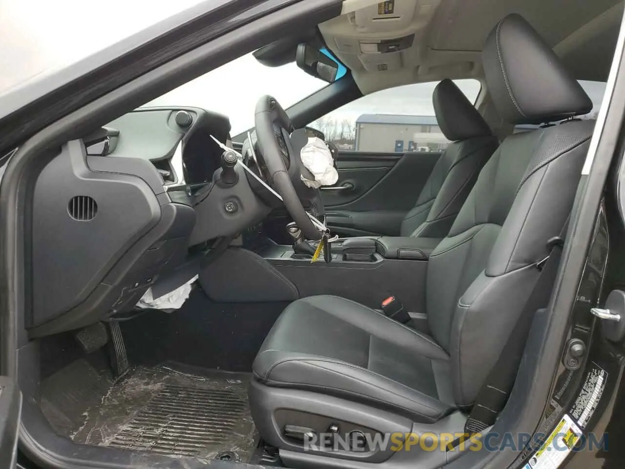7 Photograph of a damaged car 58AD11D18MU007238 LEXUS ES250 2021