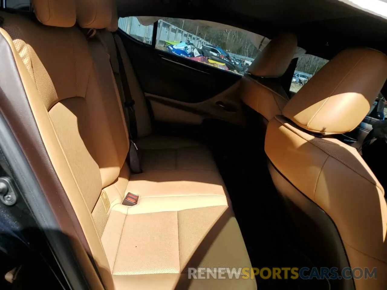 10 Photograph of a damaged car 58AD11D19MU003859 LEXUS ES250 2021