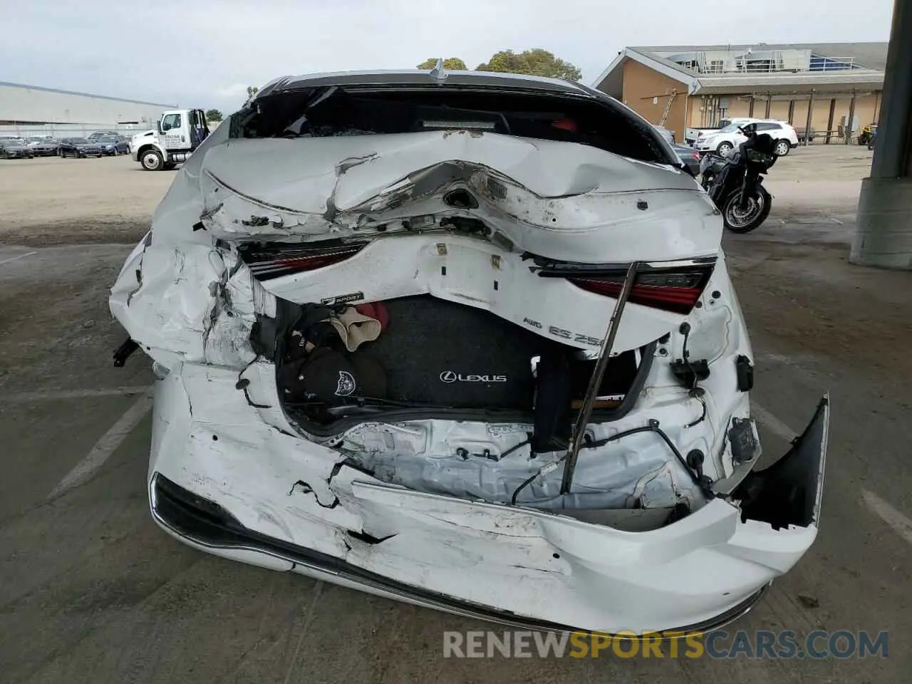 6 Photograph of a damaged car 58AG11D13MU005149 LEXUS ES250 2021