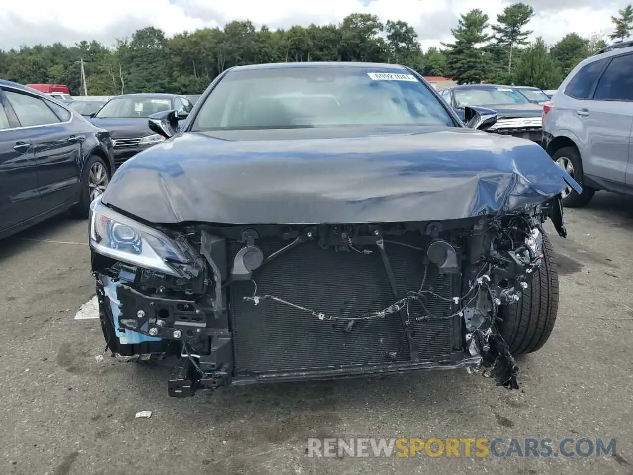 5 Photograph of a damaged car 58AD11D10RU013476 LEXUS ES250 2024