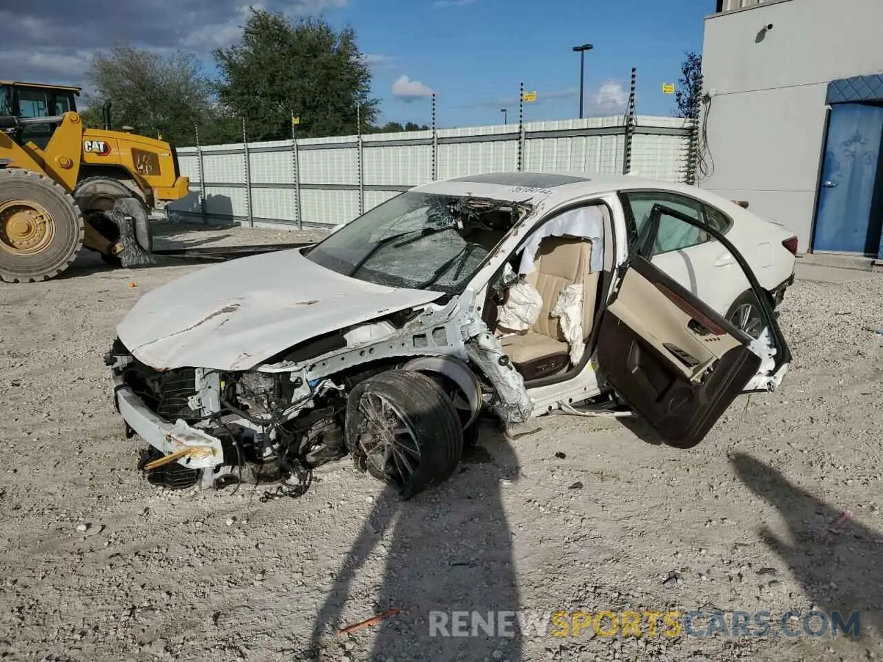 1 Photograph of a damaged car JTHBW1GG1J2194431 LEXUS ES300 2018