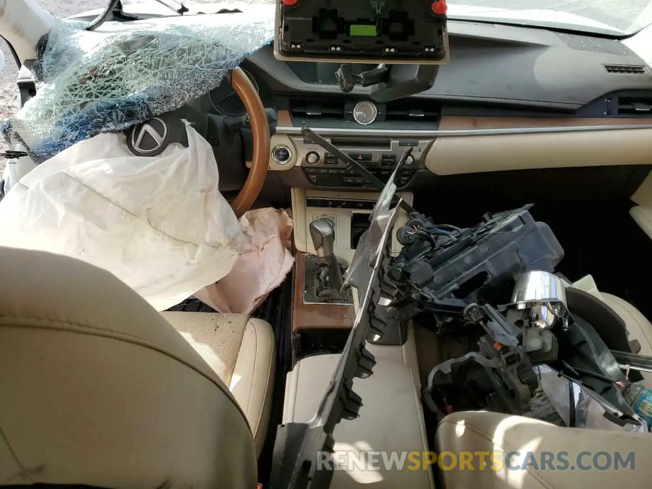 8 Photograph of a damaged car JTHBW1GG1J2194431 LEXUS ES300 2018