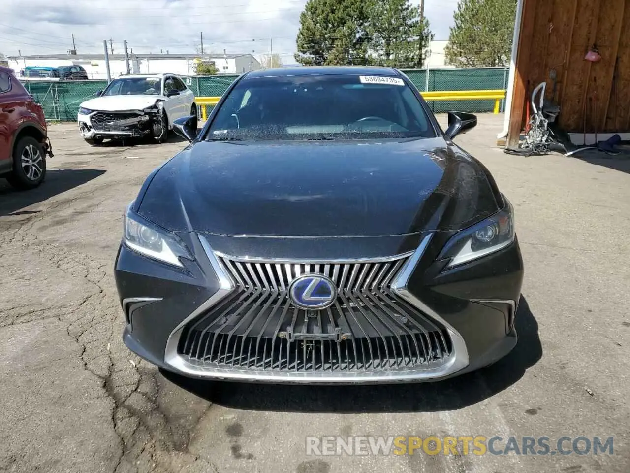 5 Photograph of a damaged car 58AB21B11KU003746 LEXUS ES300 2019
