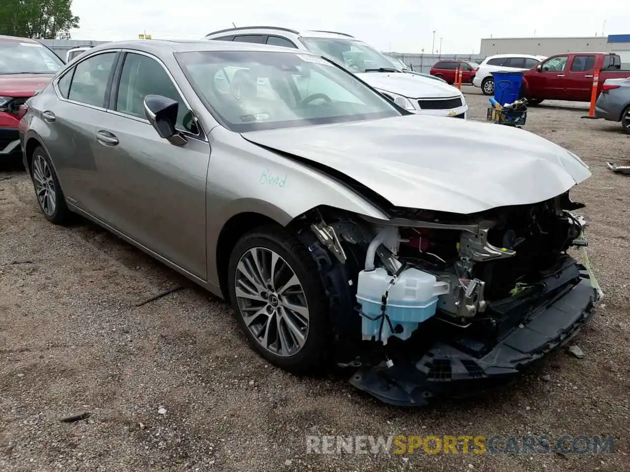 1 Photograph of a damaged car 58AB21B17KU003024 LEXUS ES300 2019