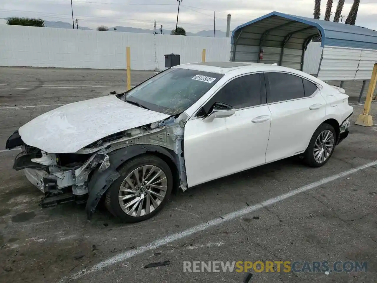 1 Photograph of a damaged car 58AB21B1XKU001994 LEXUS ES300 2019