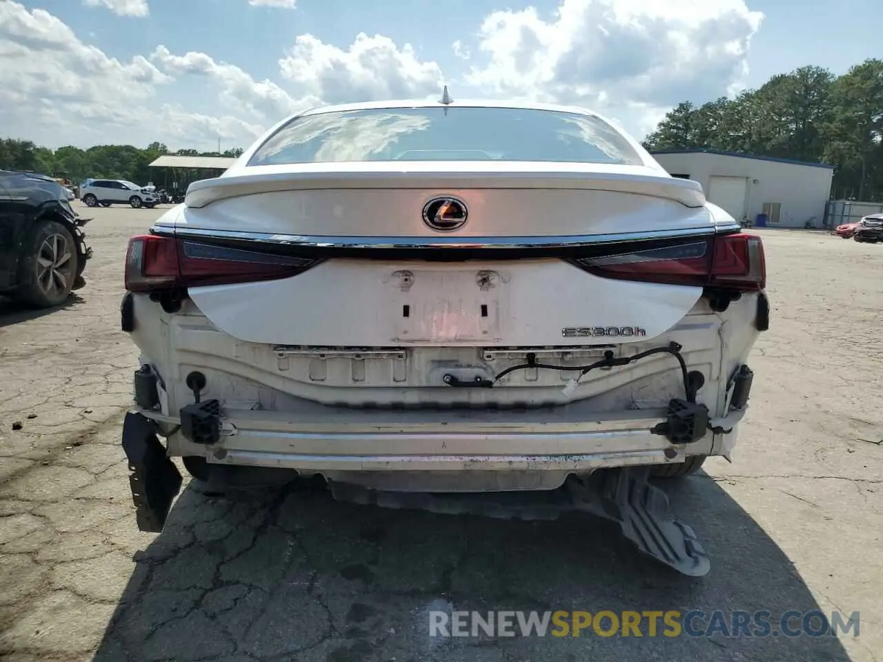 6 Photograph of a damaged car JTHB21B10K2001721 LEXUS ES300 2019