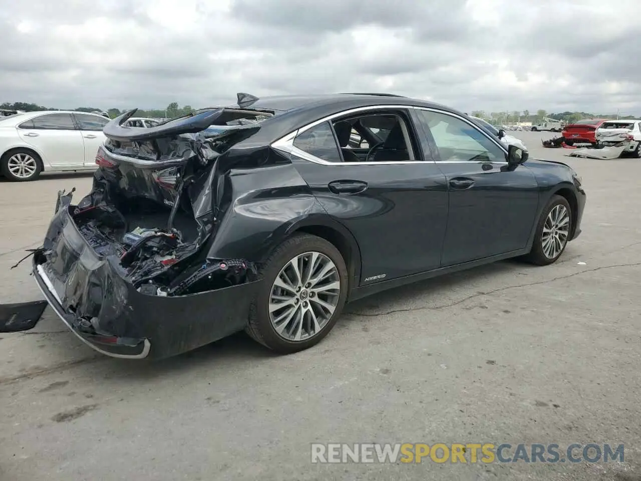 3 Photograph of a damaged car JTHB21B10K2038509 LEXUS ES300 2019