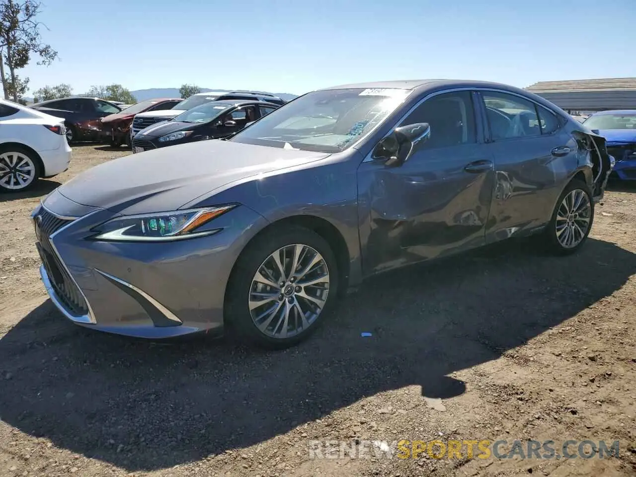 1 Photograph of a damaged car JTHB21B10K2040017 LEXUS ES300 2019