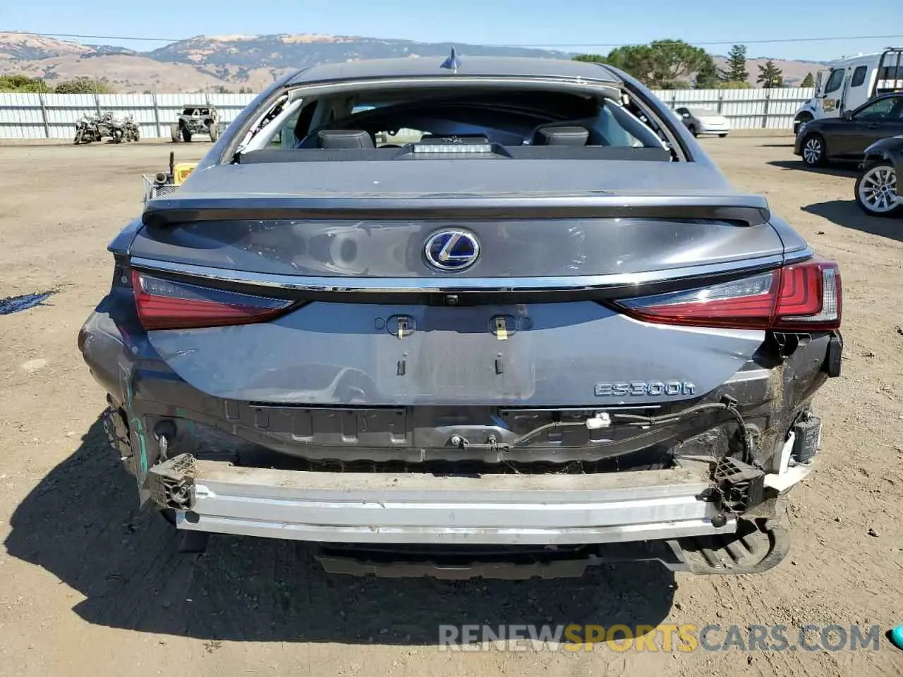 6 Photograph of a damaged car JTHB21B10K2040017 LEXUS ES300 2019