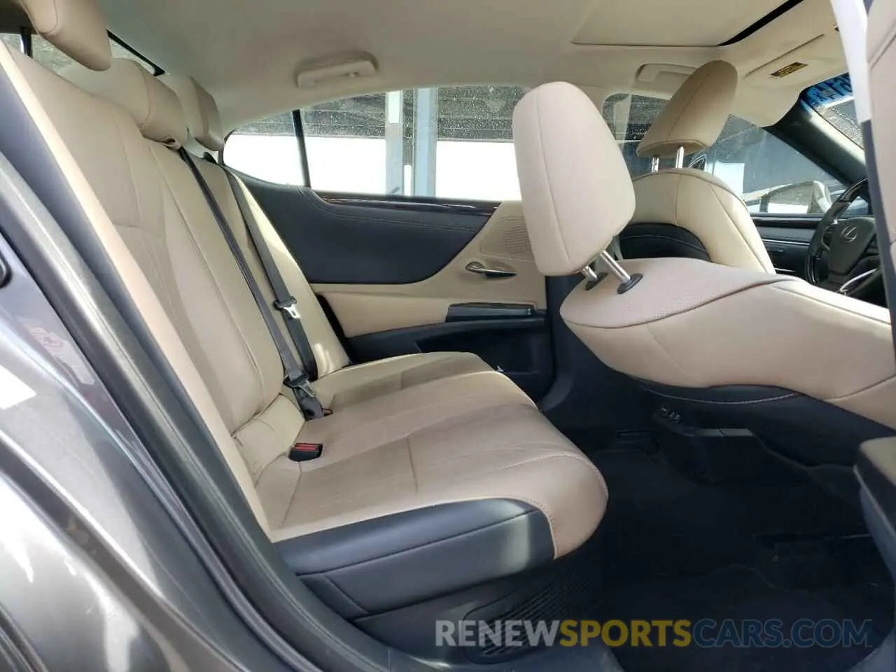 10 Photograph of a damaged car JTHB21B10K2041202 LEXUS ES300 2019
