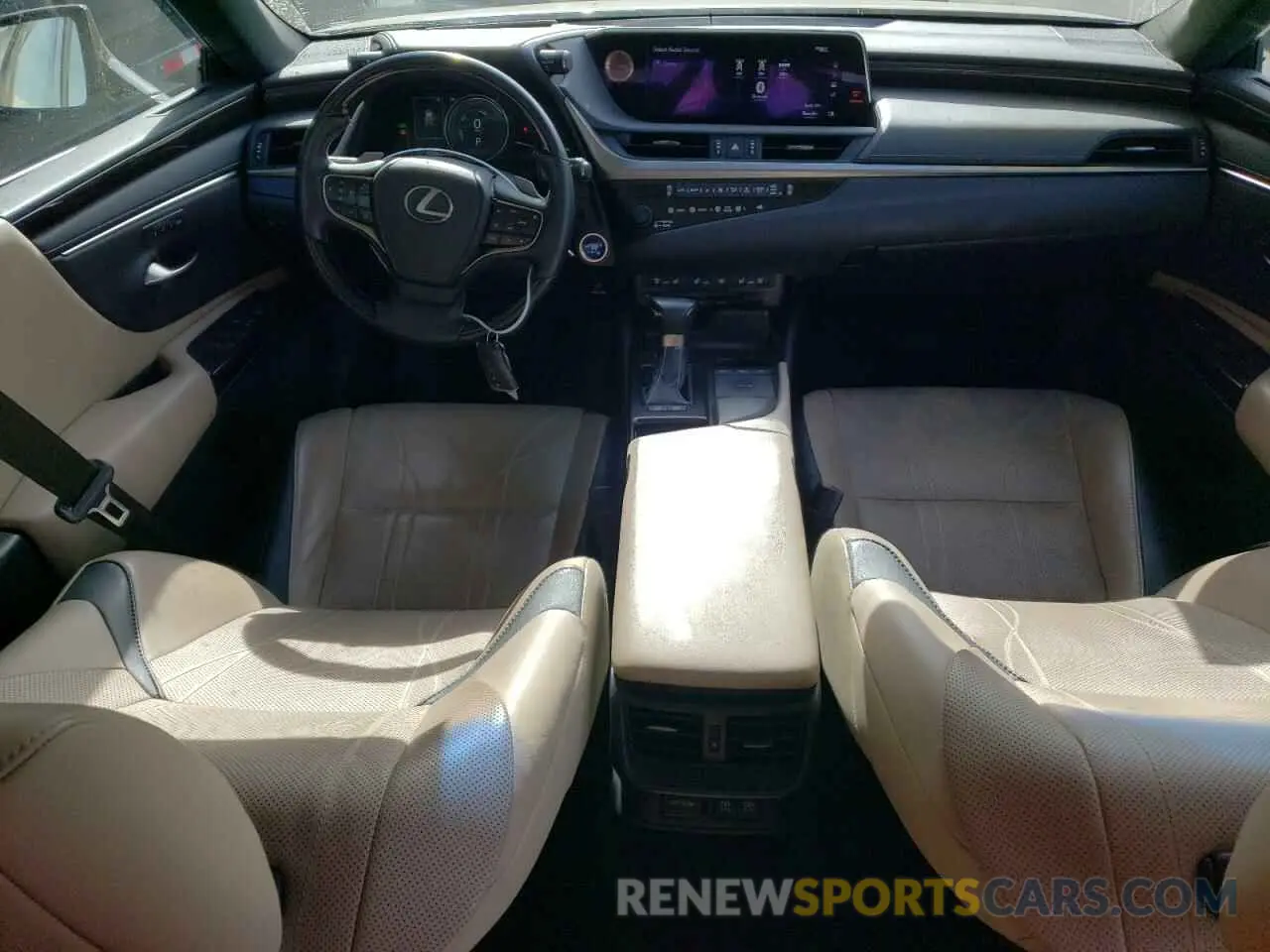 8 Photograph of a damaged car JTHB21B10K2041202 LEXUS ES300 2019