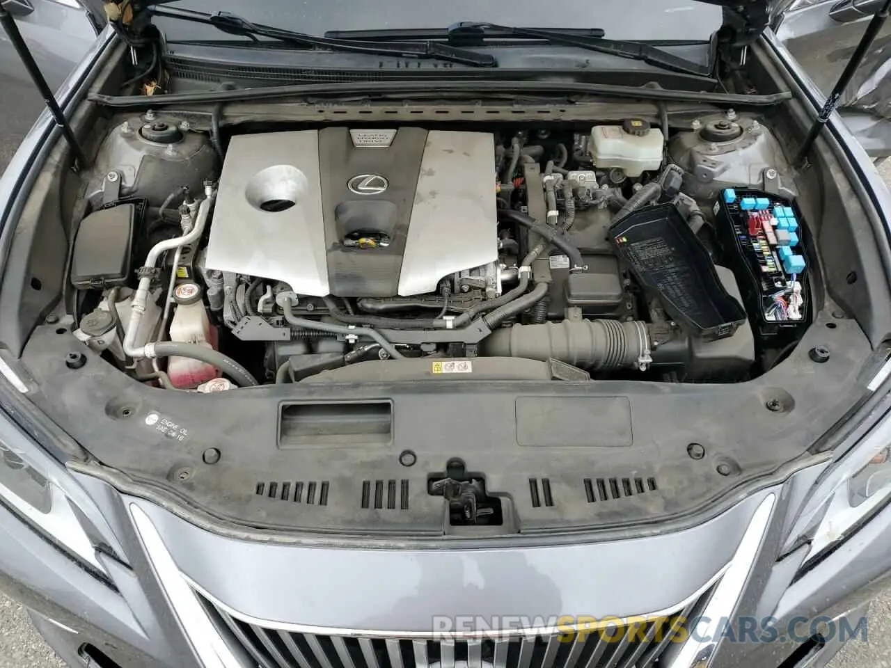 11 Photograph of a damaged car JTHB21B11K2034422 LEXUS ES300 2019