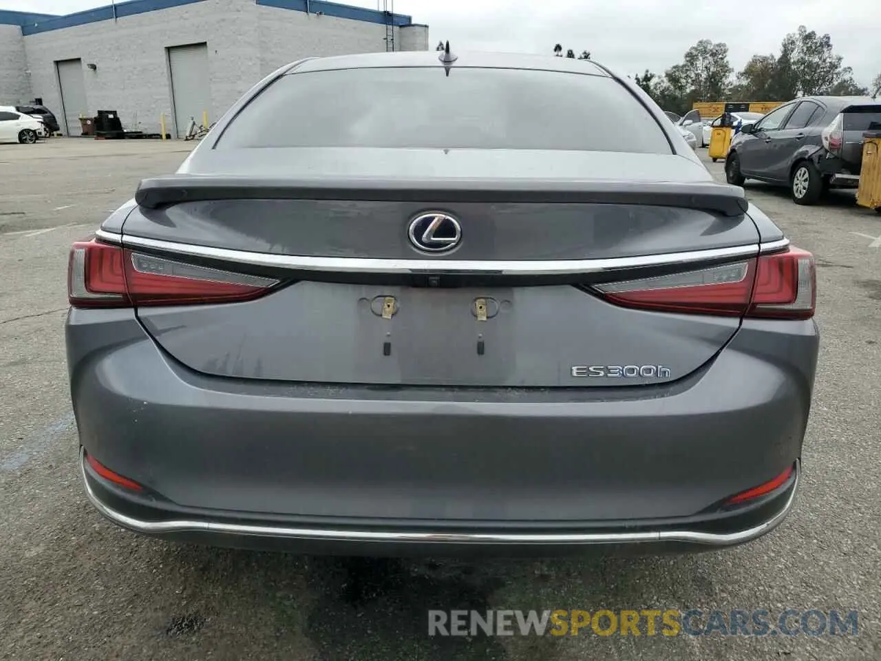 6 Photograph of a damaged car JTHB21B11K2034422 LEXUS ES300 2019