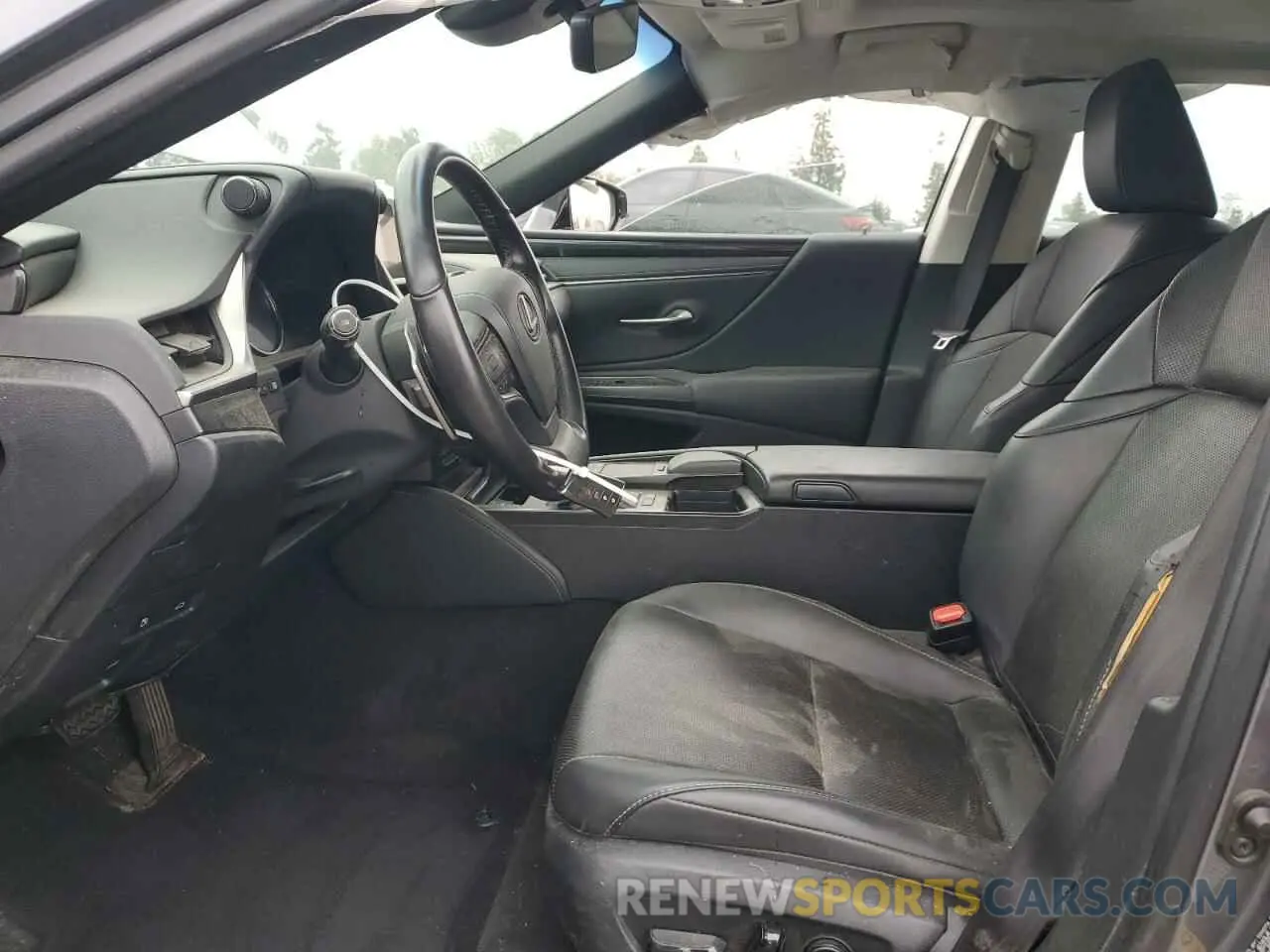7 Photograph of a damaged car JTHB21B11K2034422 LEXUS ES300 2019