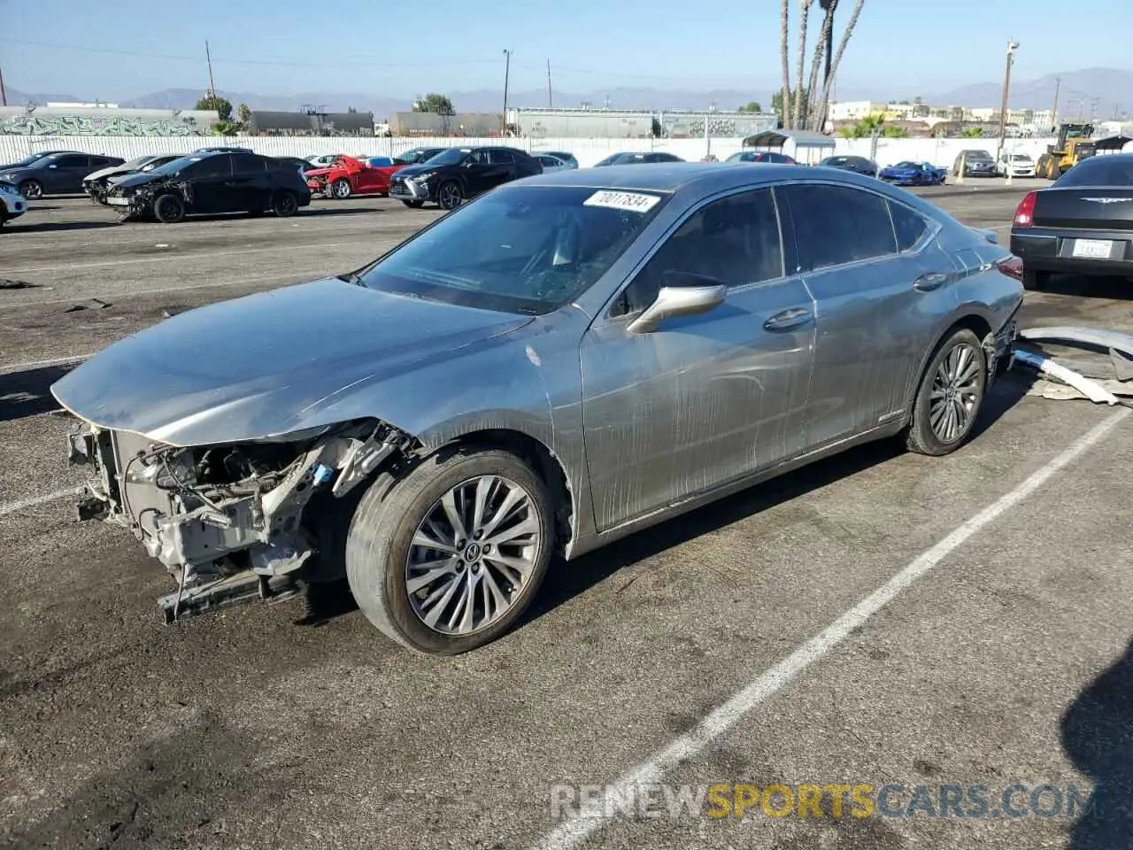 1 Photograph of a damaged car JTHB21B11K2036865 LEXUS ES300 2019